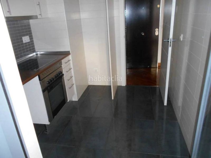 Foto d6afe9fa-967c-4655-be51-46a24bec62e5. Piso en Opañel Madrid