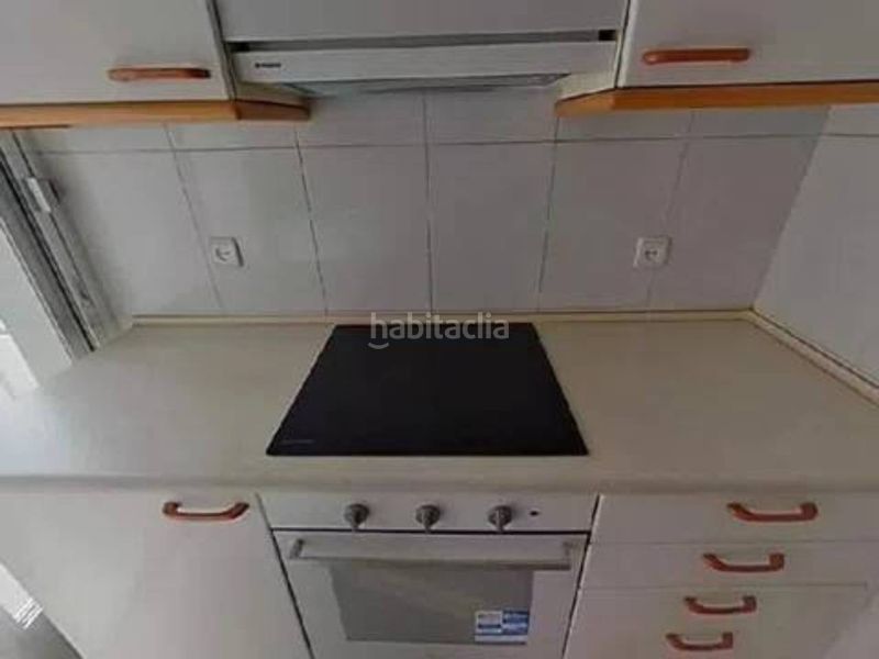 Foto 313f03e3-5298-4f62-a662-48109580efbc. Pis a Vista Alegre Madrid