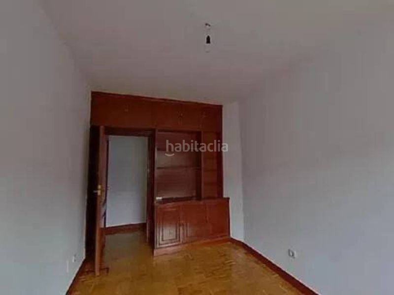 Foto 9b0a5125-bafd-458b-95d7-8828e880db6e. Pis a Vista Alegre Madrid