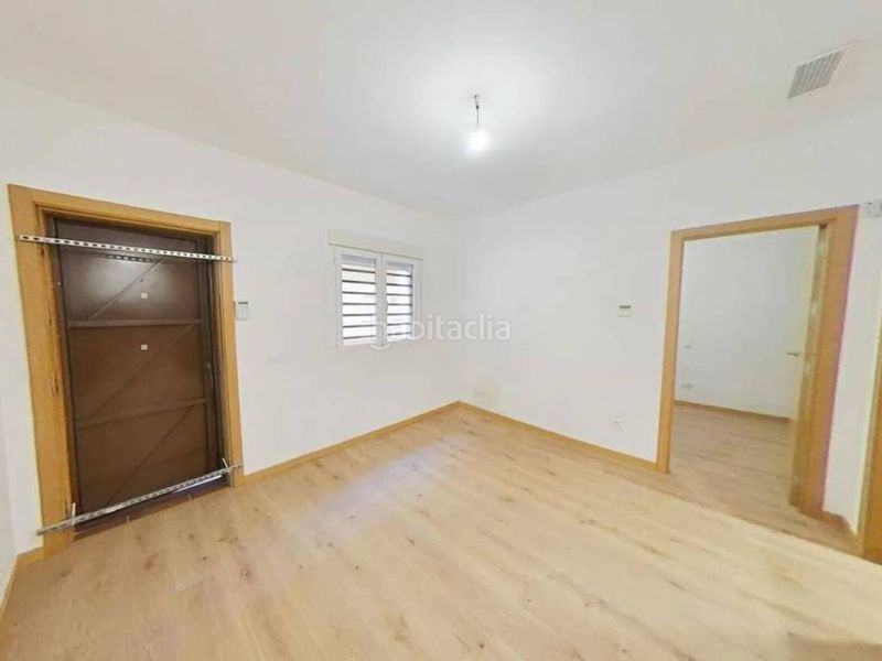 Foto c35751c7-fbcf-460f-96d1-f2402ebe0e80. Flat in Centro Aranjuez