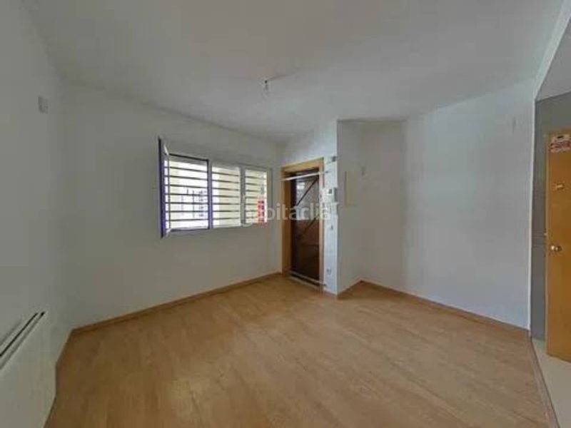 Foto 4ee2baec-6e9a-4803-86d1-3a41ad3893b0. Flat in Centro Aranjuez