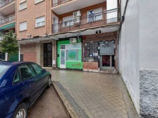 Business premise  Calle calle villaamil. Local en venta en centro