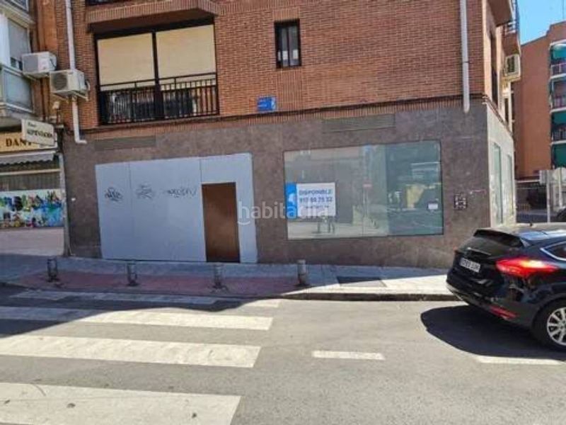 Foto edd4f6c8-da52-469d-83f6-898b97c246bd. Local comercial a Flores Leganés