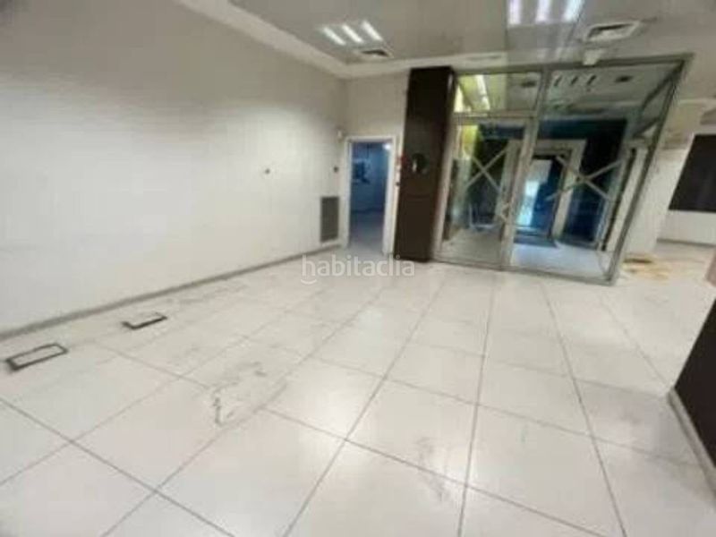 Foto ff467513-b3c1-447e-970f-50441225bb48. Local comercial en Palomeras Sureste Madrid