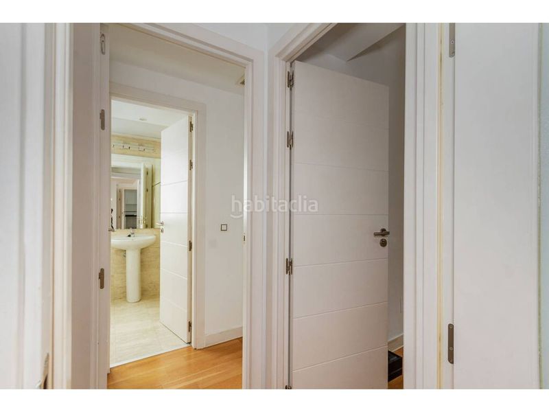Foto 30cf9a54-e9fa-458c-8755-aa246e036211. Flat with pool in San Juan Bautista Madrid