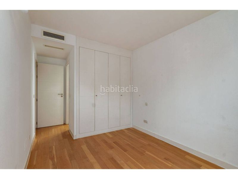 Foto 555f6a92-995d-4f4b-9490-bc2be1591d93. Flat with pool in San Juan Bautista Madrid
