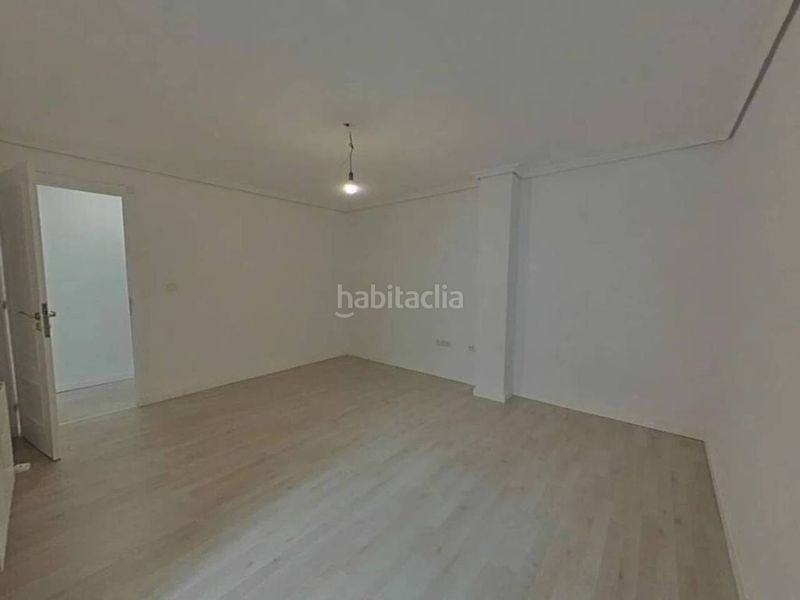 Foto fa0372f6-5d34-4407-8100-ea02fd17e0ae. Pis a Centro Valdemoro