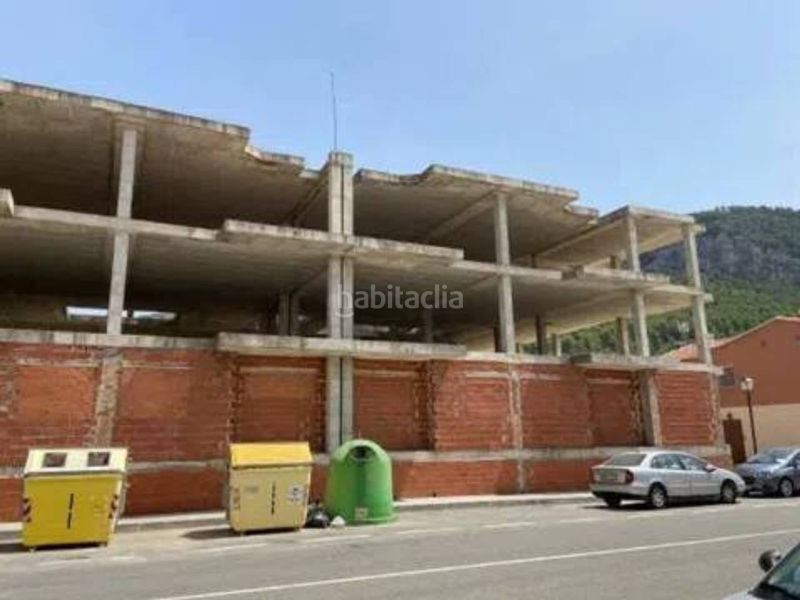 Foto acf8e615-e6ac-4b0a-a839-b124504f13cc. Terreny residencial a Alfafara