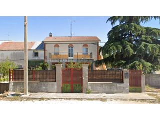 Xalet  Calle parrilla. Casa en venta en tudela del duero