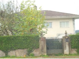 Chalet  Calle manan. Chalet independiente en venta en sarria