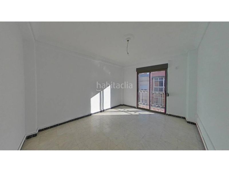 Foto c9e4cd91-0677-43cf-aaa8-3102bda18c81. Pis a Barrio del Ave Zaragoza