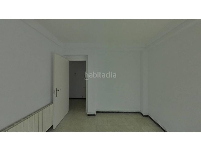 Foto e26e8ba4-7a93-438d-bbc0-ddaa420e02e2. Pis a Barrio del Ave Zaragoza