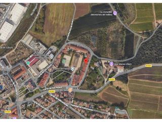 Casa adossada a Montornès del Vallès. Chalet en venta en montornès del vallès