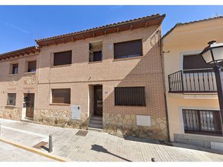 Pis  Calle real. Piso en venta en real navas del rey