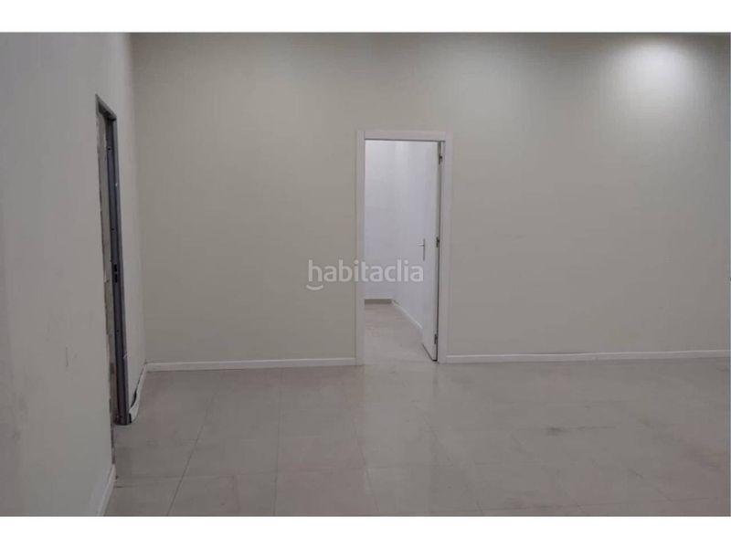Foto 3cb8c139-fd86-4240-8bb3-dcd3bd9c51e8. Local comercial a Centro Getafe