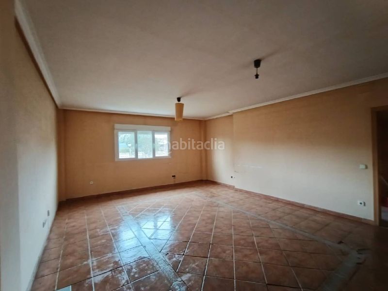 Foto aeec27de-9870-4904-95b9-28605fa7cd74. Xalet a Yeles