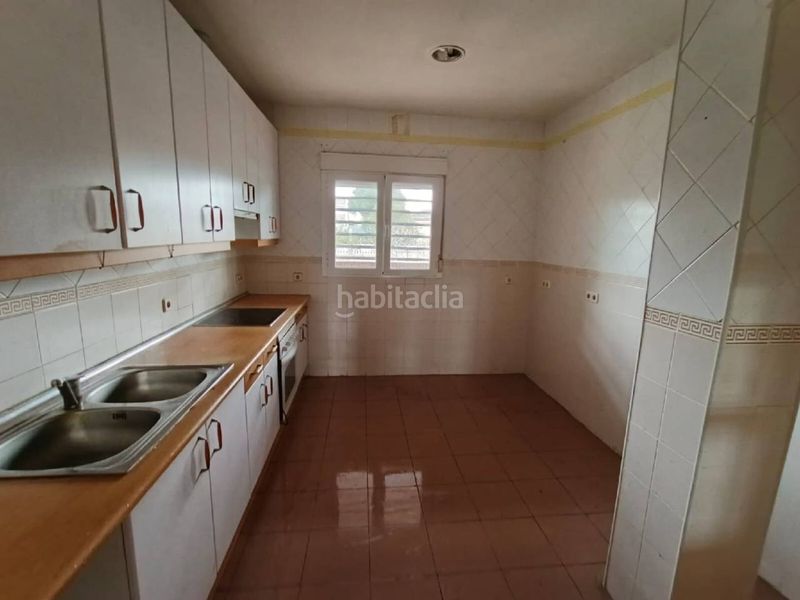 Foto ec8984a6-8b39-4864-8506-1db68be83e3e. Xalet a Yeles