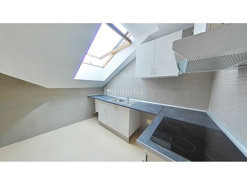 Foto bcd7f1d5-86e1-4a37-9303-dde8a6d30d8e. Pis amb aparcament a Centro Aranjuez