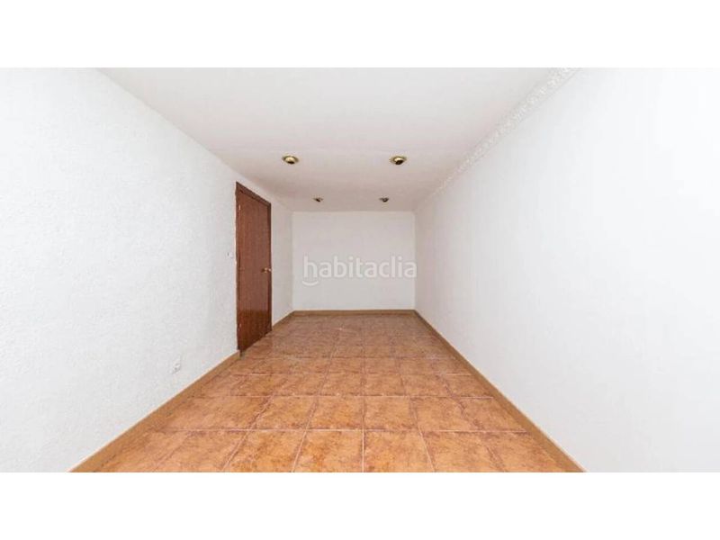 Foto aedafebf-865b-451d-a3fb-d56413a9ba72. Casa adossada a Vila de Gràcia Barcelona