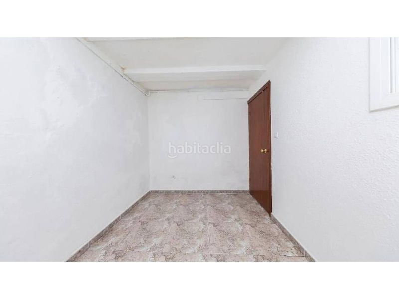 Foto d063f13f-b509-4380-a251-920bf52be858. Casa adossada a Vila de Gràcia Barcelona