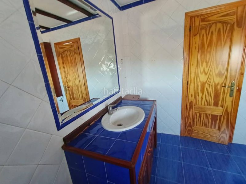 Foto 5bc9671f-ad92-45ce-89bf-ef51ac403089. Xalet amb aparcament piscina a Calypo Fado