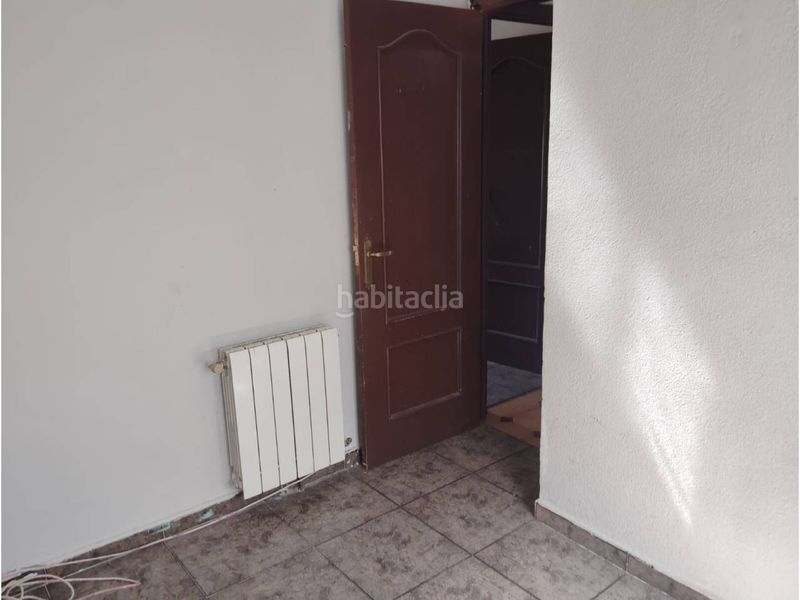 Foto 31a05d92-f0d1-4a89-8b75-0aec9aae7805. Pis a Descubridores-Escritores Leganés