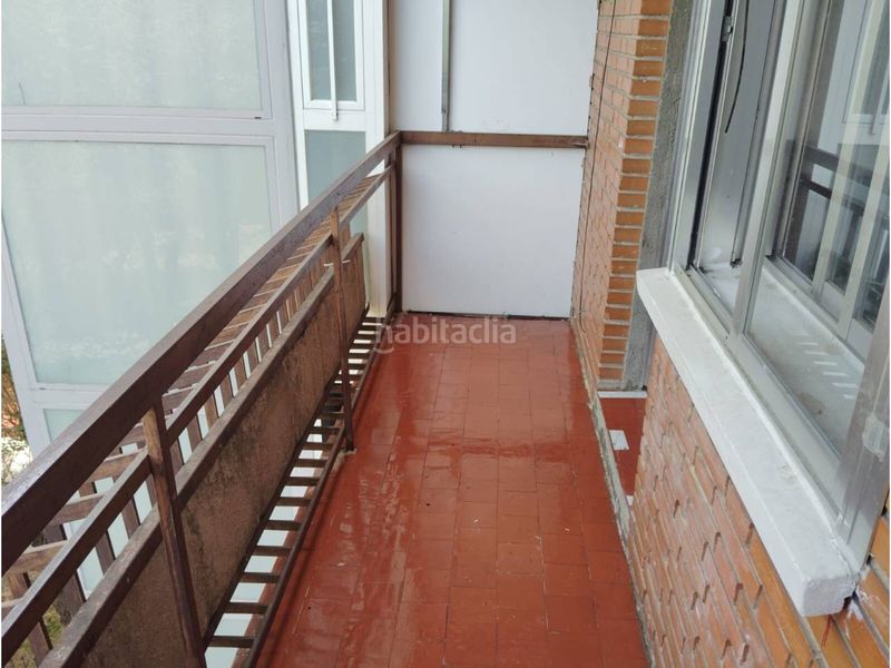 Foto 4ff9dd3f-beab-43fc-b006-79a15a4c9681. Pis a Descubridores-Escritores Leganés