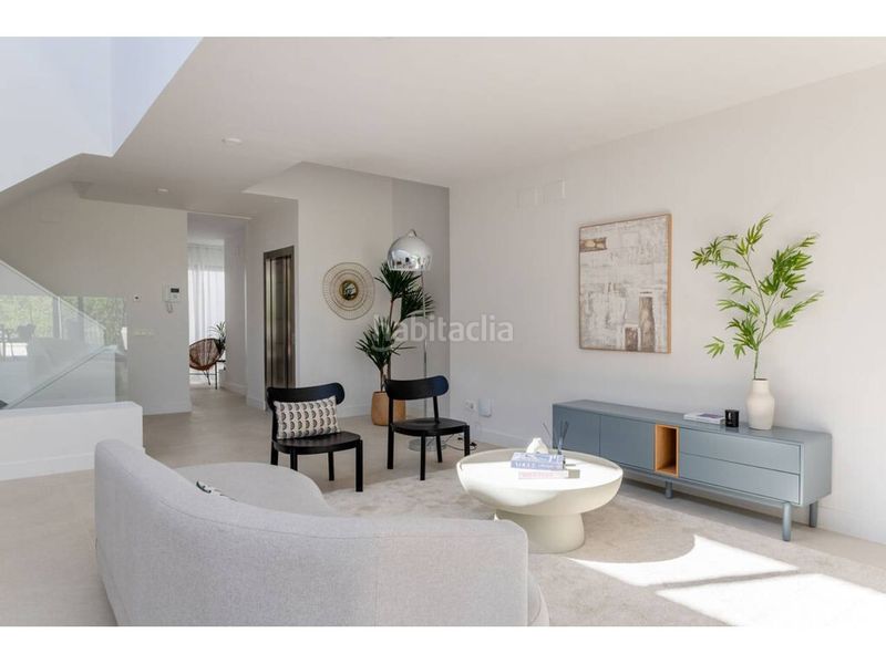 Foto bb616828-03d6-4228-8b6a-3ff81e377a3f. Casa adossada amb aparcament a nuevo Aranjuez-ciudad de las artes Aranjuez