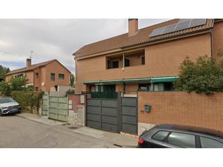 Semi detached house  Calle almendros. Chalet adosado en venta en aranjuez