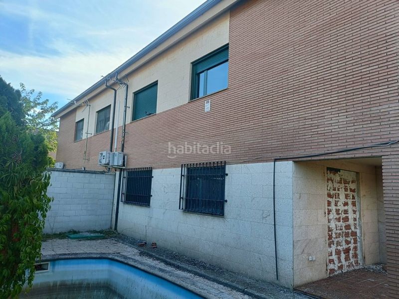 Foto 57006d34-c67c-4cb0-8978-1d789a25c075. Casa adossada amb aparcament piscina a La Montaña - El Cortijo Aranjuez