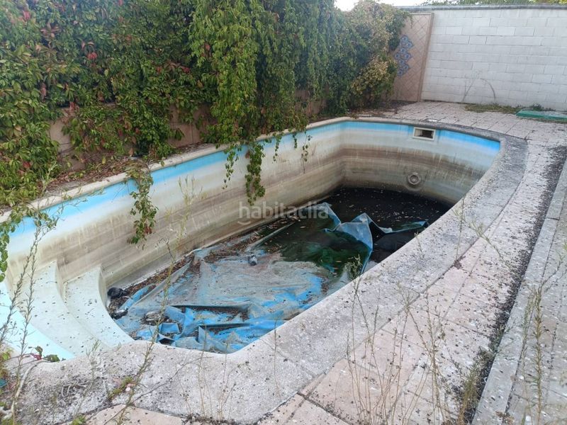 Foto a9d636c6-1d1d-4c0b-b1c4-8771c824ca0b. Casa adossada amb aparcament piscina a La Montaña - El Cortijo Aranjuez