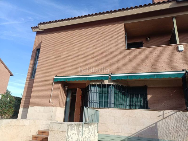 Foto b85d5d4b-549d-428c-98ba-8cd9e09ee5cf. Casa adossada amb aparcament piscina a La Montaña - El Cortijo Aranjuez
