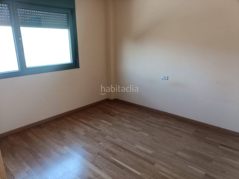 Foto cc0fb539-ead5-42b9-a5e8-5fc5176cf962. Casa adossada amb aparcament piscina a La Montaña - El Cortijo Aranjuez