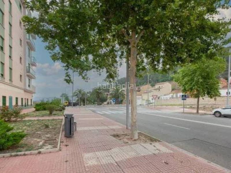 Foto d3d04377-9178-4966-ad82-24efbf59629a. Terreny residencial a Xàtiva