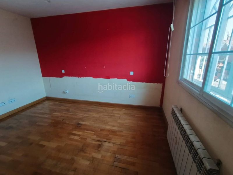 Foto dfd944d0-b8f7-463d-8ebf-8fa51e62fff1. Casa aparellada amb aparcament a Norte-Universidad Móstoles