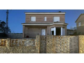 Maison  Urbanizacion altos de mentrida. Casa en venta en urbanización los altos de méntrida