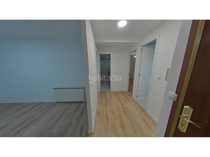 Foto 4195ca6a-43aa-4057-90da-305bd7d1bd10. Pis a Aluche Madrid