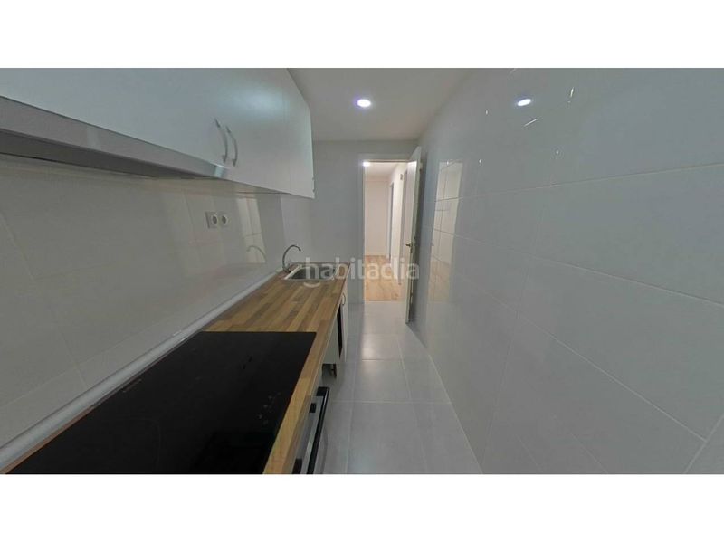 Foto 6f1e68af-1d54-4d81-8212-8be71ffe1a7a. Pis a Aluche Madrid