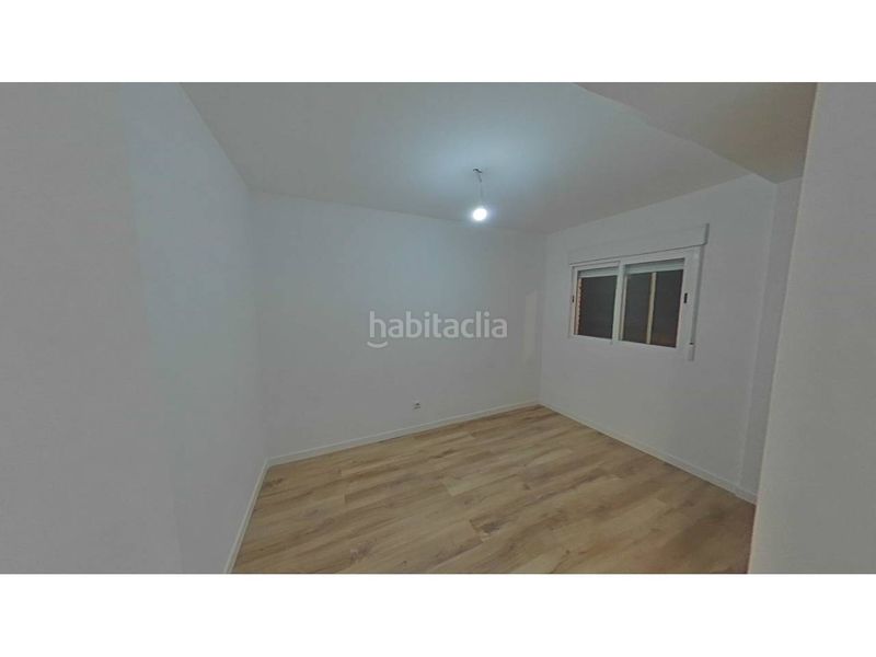 Foto 8f0edb2d-c280-46e8-a597-7c8a17e0cd77. Pis a Aluche Madrid