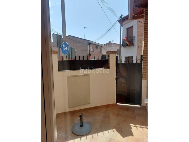 Foto 47e936a3-1376-4d7f-87b9-8f3e49564201. Casa aparellada amb aparcament a Valmojado