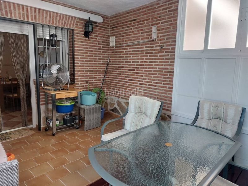 Foto 70d87f4c-0026-46f0-92a5-70ec0c079142. Casa aparellada amb aparcament a Valmojado