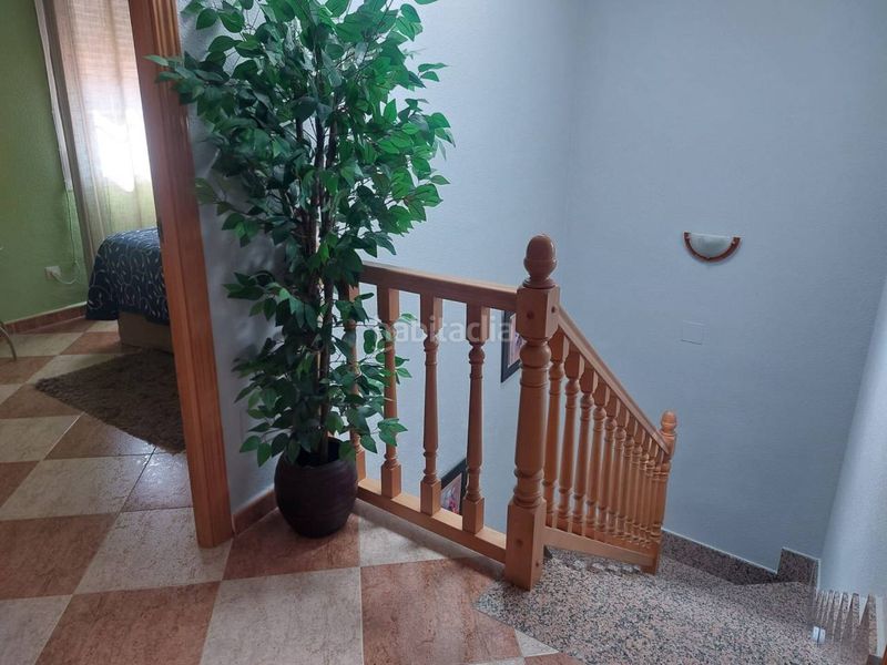 Foto e0c478bd-b509-4ad1-b7fb-fedf85dcbe7b. Casa aparellada amb aparcament a Valmojado