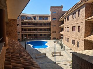 Àtic a Alcázar de San Juan. Ático de 139 m² con terraza privada, piscina, garaje y trastero