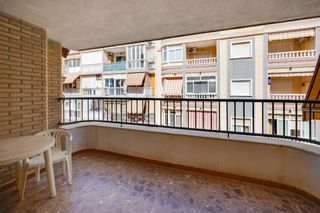 Apartment  Avenida de las habaneras. Amplio apartamento con terraza a 300 m de playa del cura