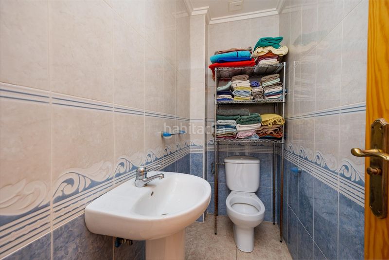 Foto b9fb41ce-1665-41a4-a8b6-fab39a48f290. Àtic amb aparcament piscina a Zona Playa del Cura Torrevieja