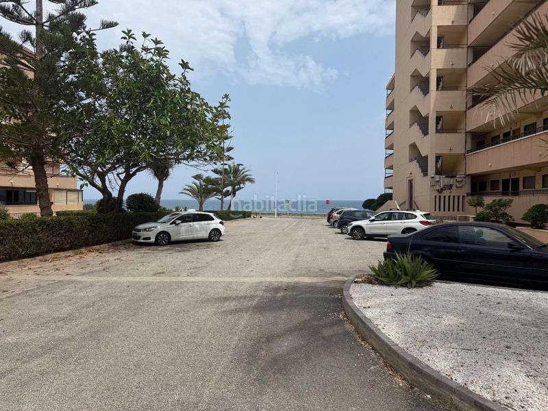 Foto a646652f-b039-4fe5-a46d-4cc18d86f918. Apartament amb aparcament a Cabo Cervera Torrevieja