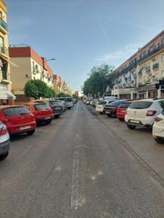 Local Comercial en Centro - Barriada Mallorca. Local reformado de 30 m², camas
