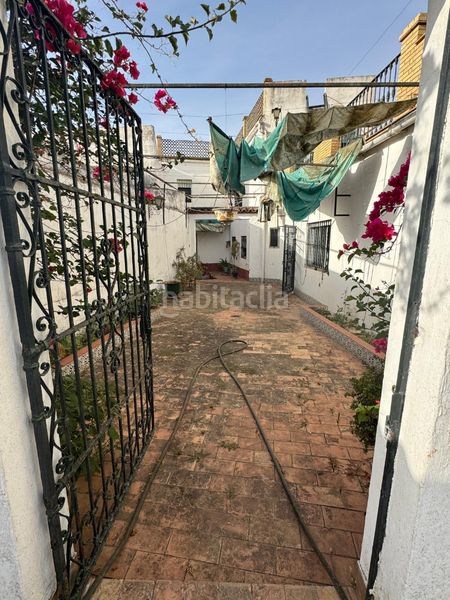 Foto 366ac0f4-8f1b-4dea-8630-39b5fc6acd99. Casa amb xemeneia aparcament a ramal de Espartinas Espartinas