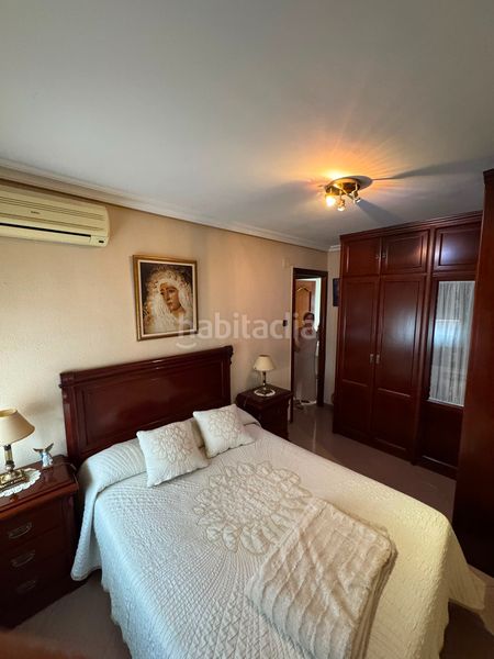 Foto faef904d-15a6-411f-8458-23281ab4d62a. Pis amb calefacció a Triana Oeste Sevilla