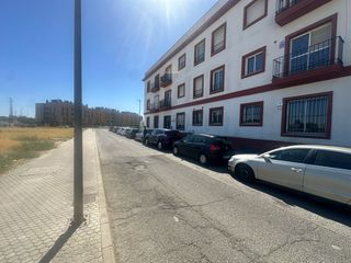 Appartamento in Calle la cartuja 32. Oportunidad en camas
